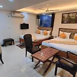 Airport Hotel Royal Residency